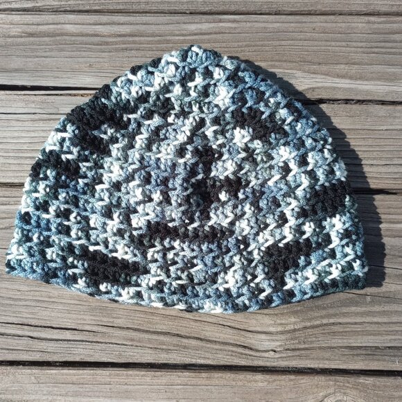 Men's Beanie Hat Handmade Smokey Water Black Gray Crochet Hiking Fishing OS - Picture 6 of 9
